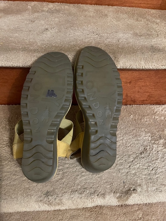 Fly London Olive & Yellow Strappy Wedge Sandals Excellent Condition Size 9.5